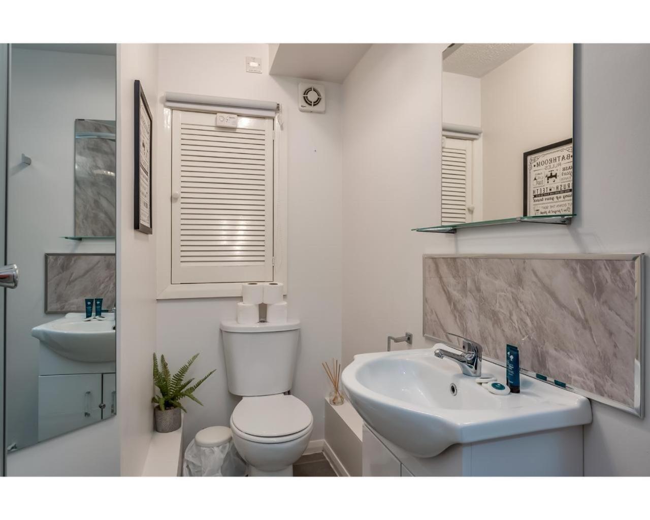 Central Belfast Apartments Jubilee Heights Ngoại thất bức ảnh